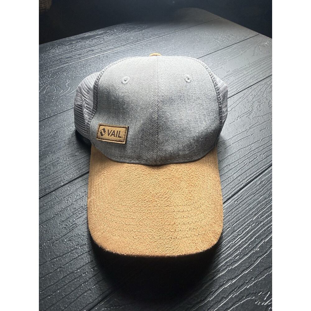 *VAIL COLORADO MOUNTAIN RANGES* Ski Snowboard Trucker Ball cap hat SUEDE BRIM